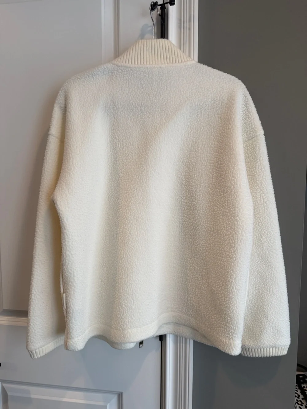 Varley Ivory Sherpa Zip-Front Jacket - Picture 2 of 3
